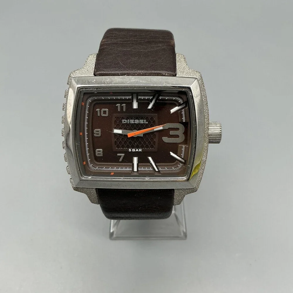 Diesel DZ-1364 Mens Watch 46mm Silver Tone Brown Leather Stainless New Battery